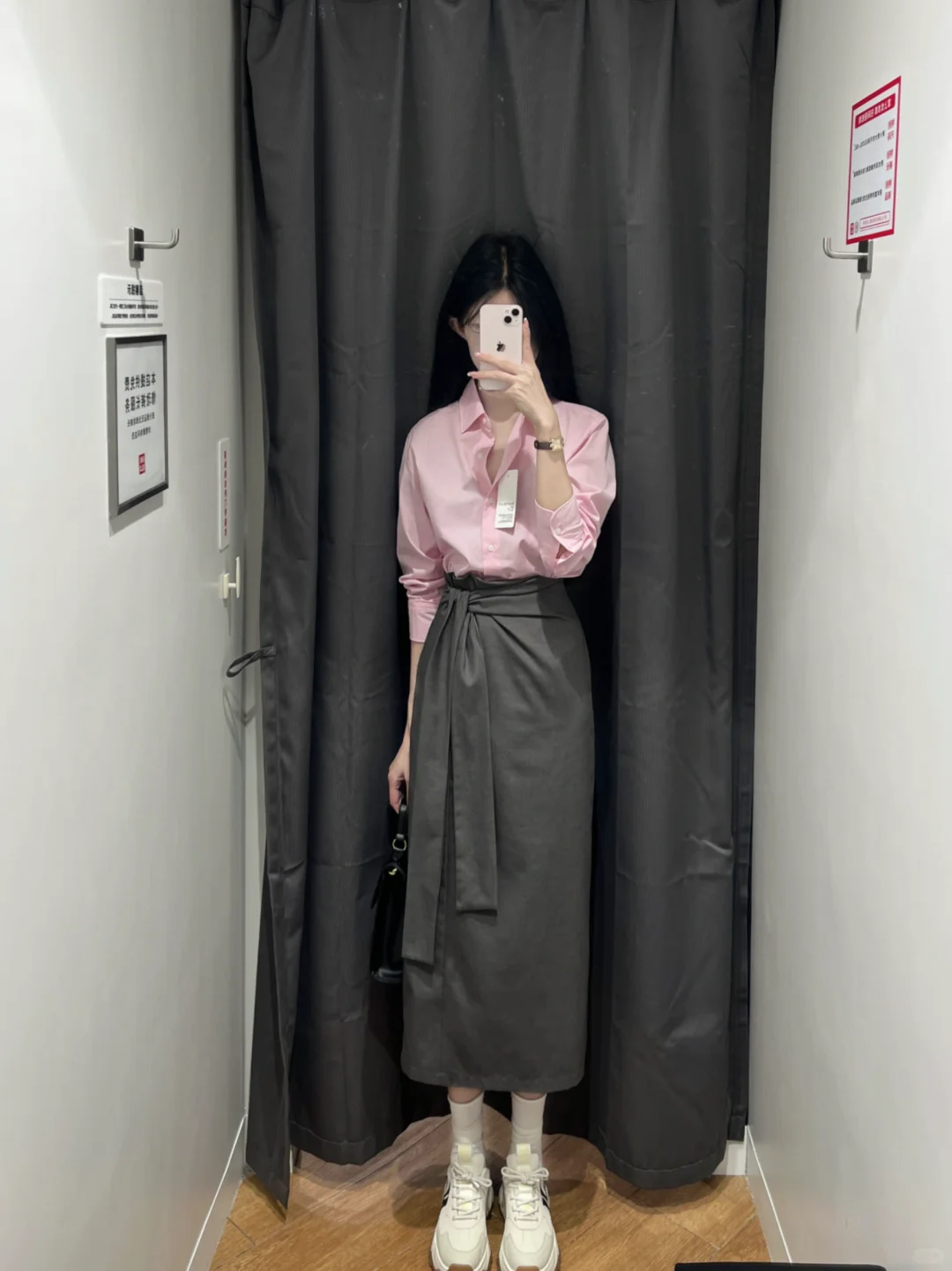 优衣库你真的懂..韩女??🌸89绑带裙遮腹显瘦绝了～
baby蓝条纹衬衫89?...