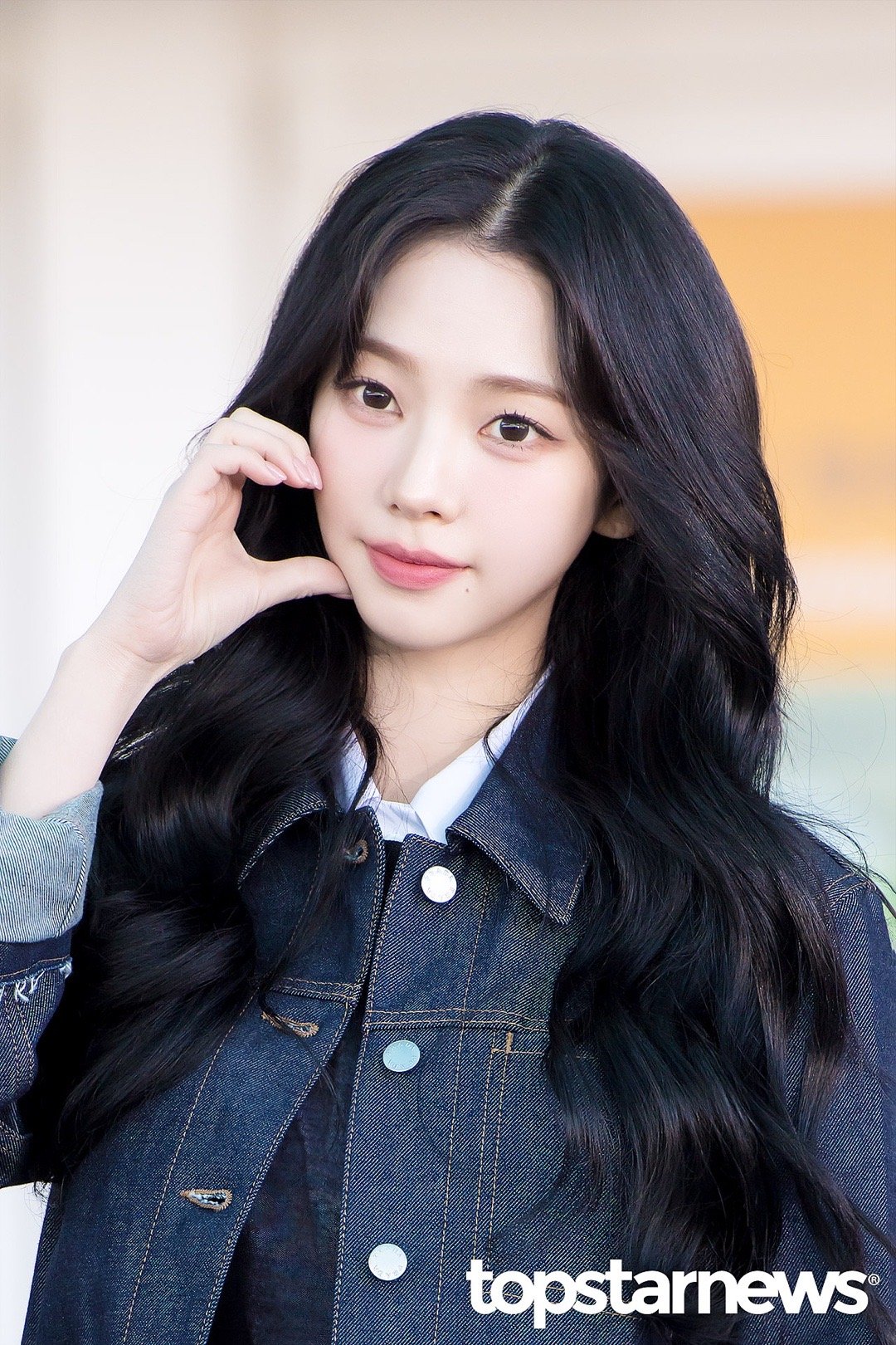 柳智敏出发米兰时装周媒体新闻图 