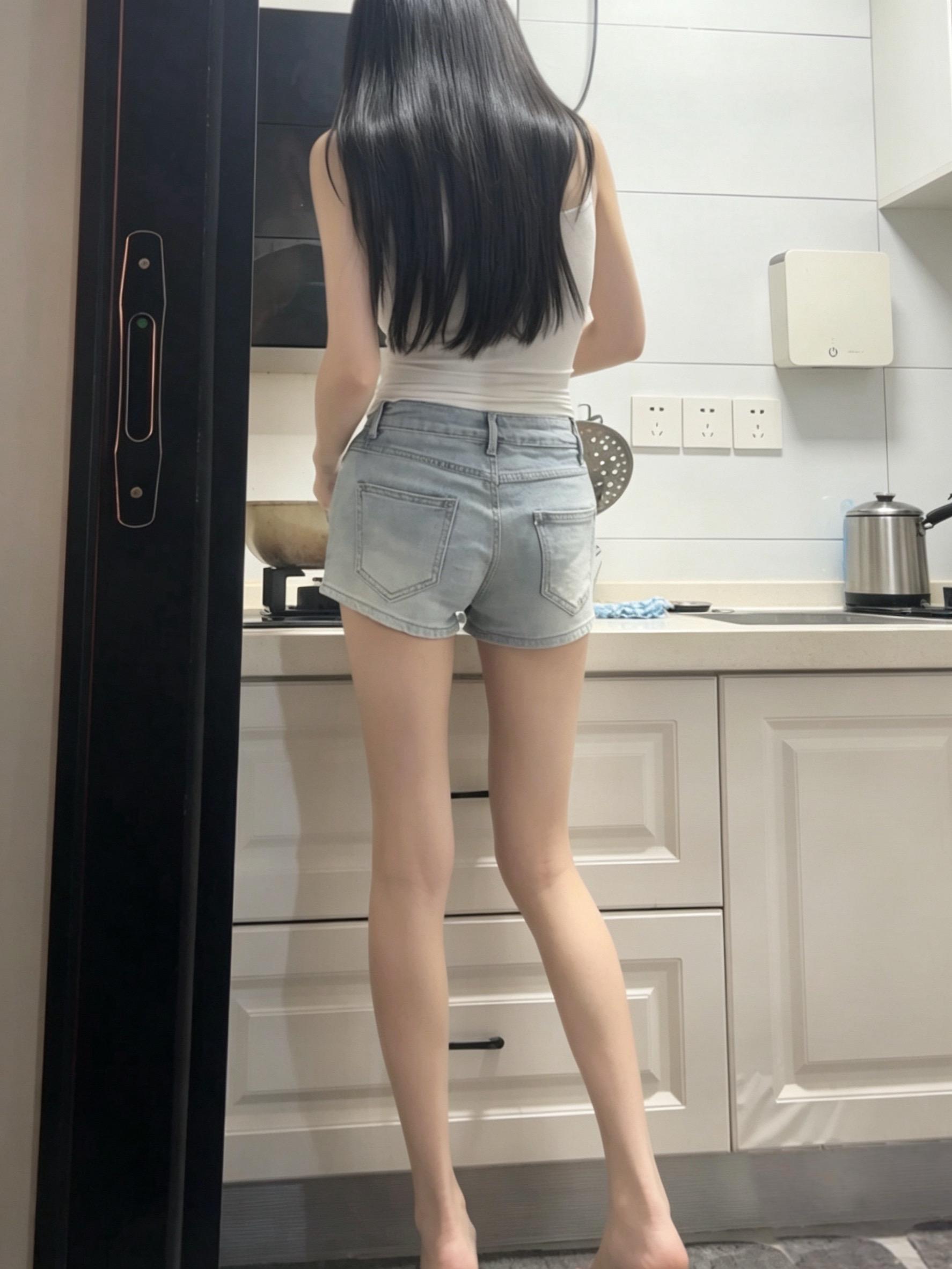 许愿一个叫我背影都愿意记录的人