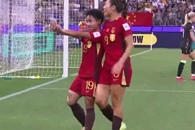 小个子大能量！

女足亚洲杯半决赛：中国女足VS东道主澳大利亚的比赛中发生极其惊