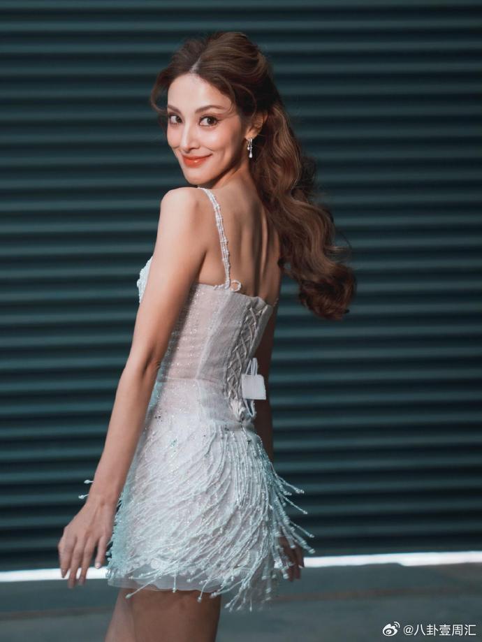 陈凯琳感动落泪被李心洁选中组队，又被温柔安慰，陈凯琳也太幸福了乘风2026