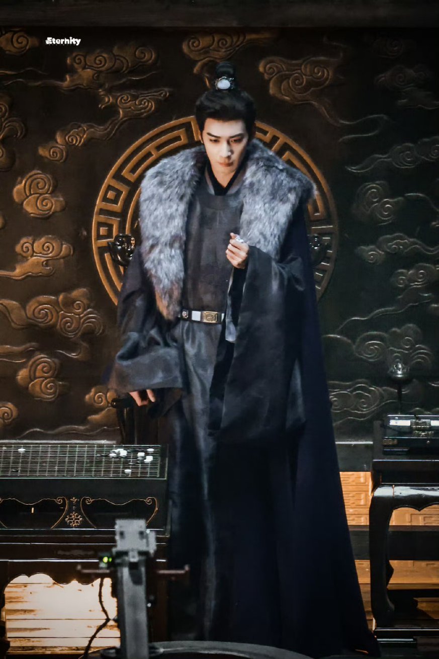 古偶的路透还是能拉高期待值，都可以想象出曾庆杰可以把《金枝》里的陈星旭拍成什么样