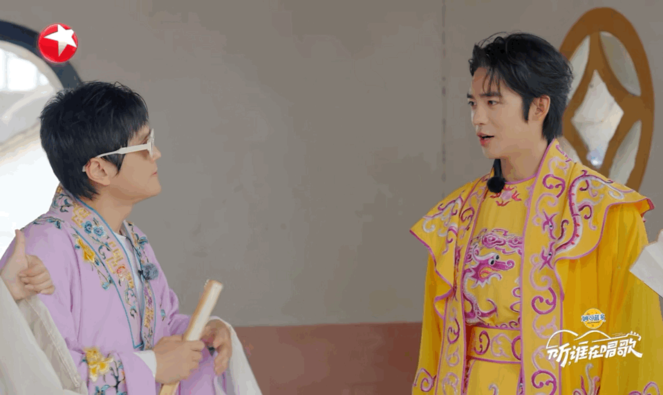 于适和火星电台是在表演学院认识的 缘分太奇妙！《听谁在唱歌》于适和火星电台海上即