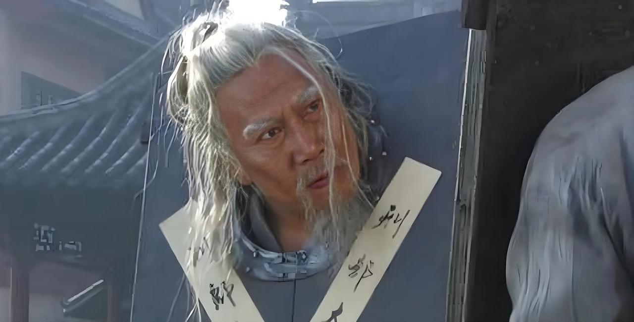 1370年，朱元璋大封功臣，劳苦功高的李善长不但获封韩国公，还被授予“免死铁券”