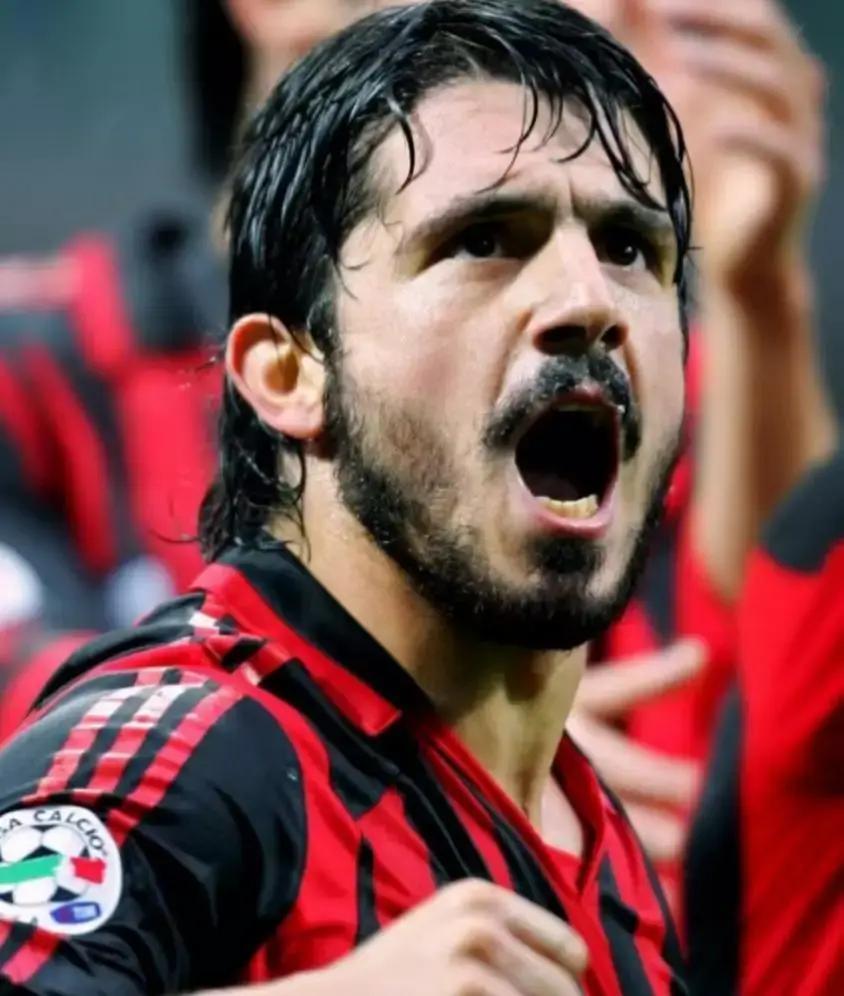 纽卡现在穷得叮当响，PSR卡脖子，7000万喊价纯是给自己壮胆。米兰不急，红鸟掏