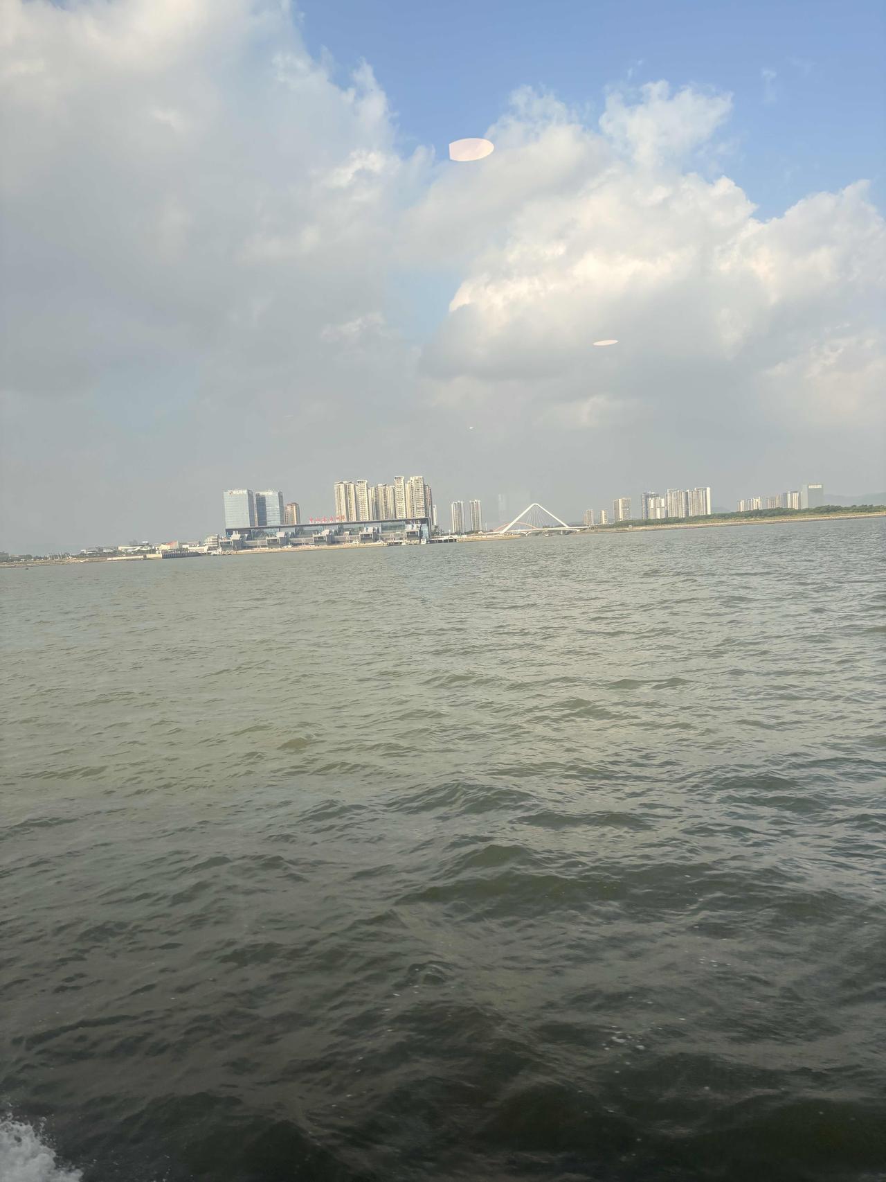 一个人强不强大，其实要看他有没有胆气，
而有没有胆气？主要是看下面几个因素

1