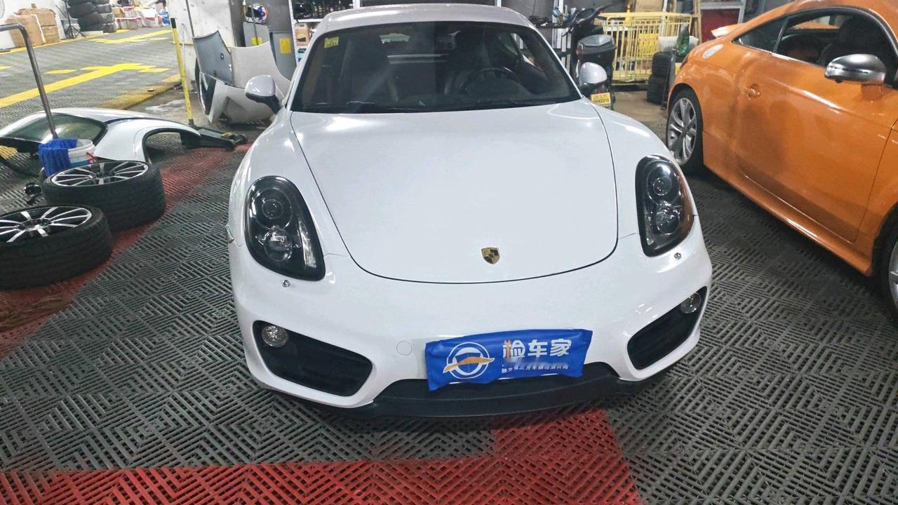 对车有追求的女生，按揭五年买特斯拉model3，不如提这辆15万的保时捷卡曼！
