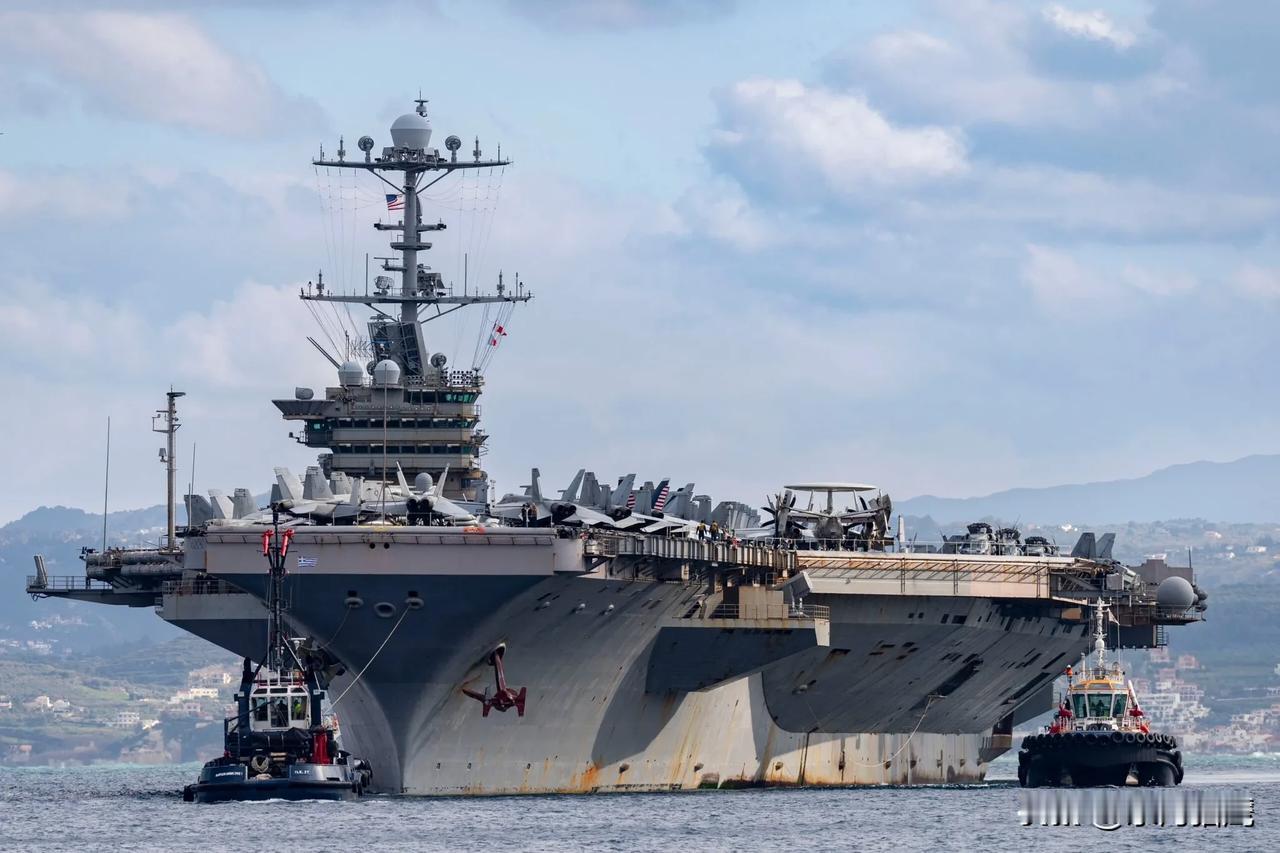 前天，美国海军尼米兹级航空母舰哈里·S·杜鲁门号（CVN 75）与一艘巴拿马型散