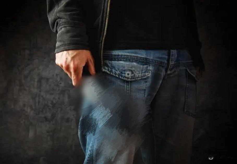 “太冲动了！”河南新乡，男子发现妻子和同村村民发生关系，并长期保持不正当男女关系