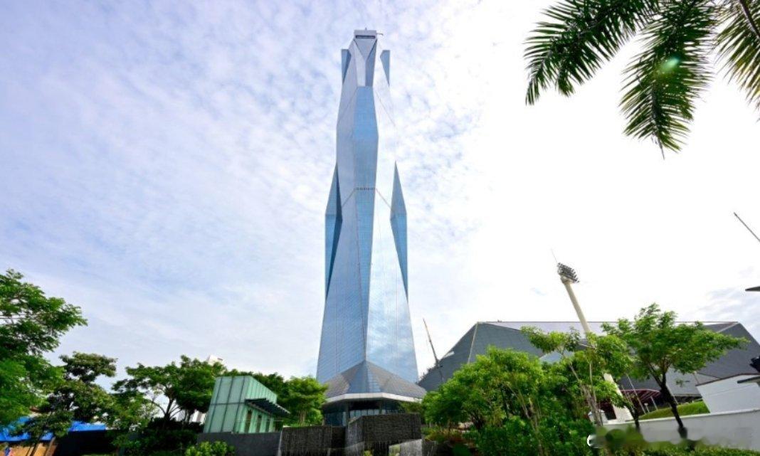 中美经贸磋商举行多国记者守候 中美经贸磋商在马来西亚举行，李成钢在列当地时间10