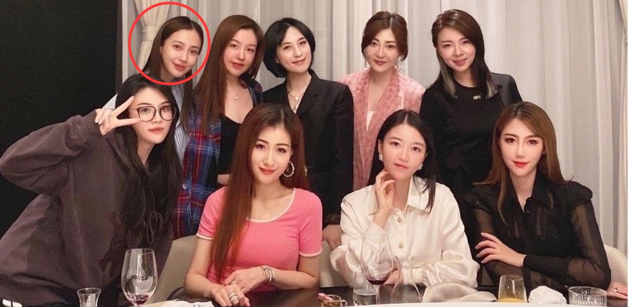 AngelaBaby现在发展的也太惨了吧，带着儿子小海绵参加上海名媛富婆们的聚会