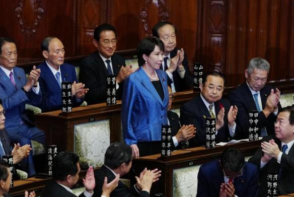 日本的选举，已经结束了！

日本选首相，还没等老百姓投票，美国特朗普就提前定好了