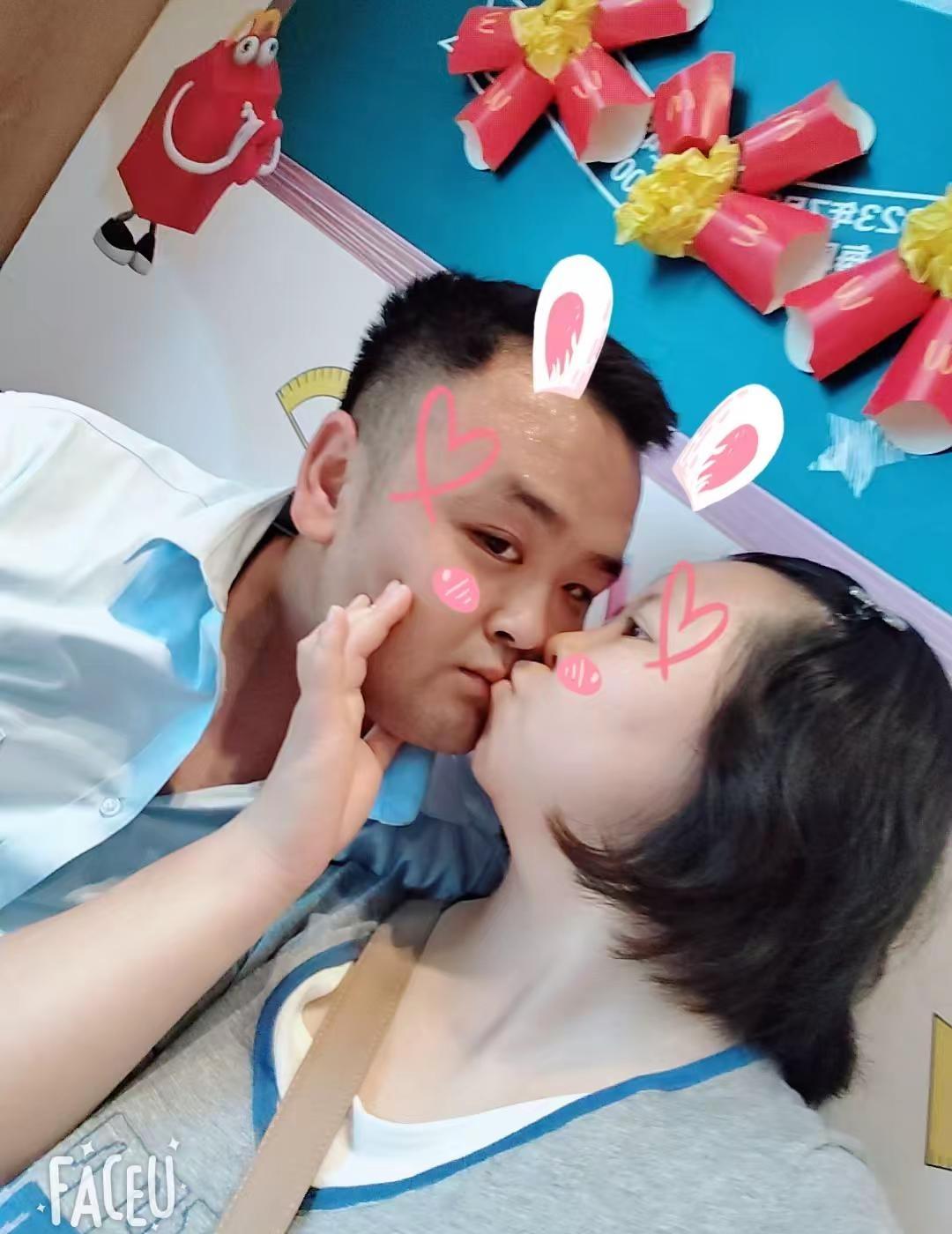 @南人旧心 我们22天从第一天认识你我就喜欢上你虽然说你每次都气我。但是我还是不