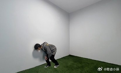 你们四个人中有四个人很帅四人四色的帅也太绝了！渽民迷糊眼镜杀，志晟怼镜暴击，马克