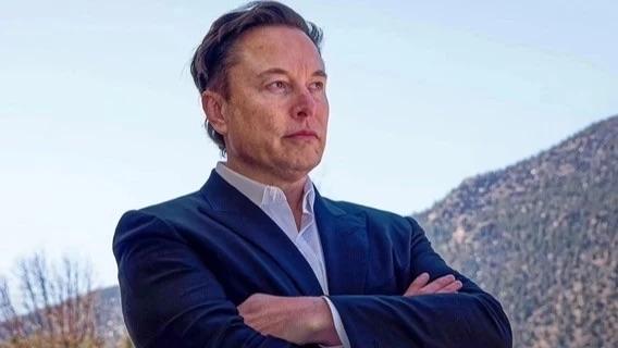 马斯克曾提出，要将XChat打造为“微信升级版”，填补海外超级应用的市场空白。近