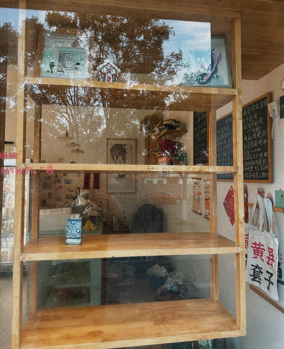 “这是让我快乐的小角落~”嘿嘿嘿~ 	 ❤龙口生日蛋糕甜品台实体店🍰...