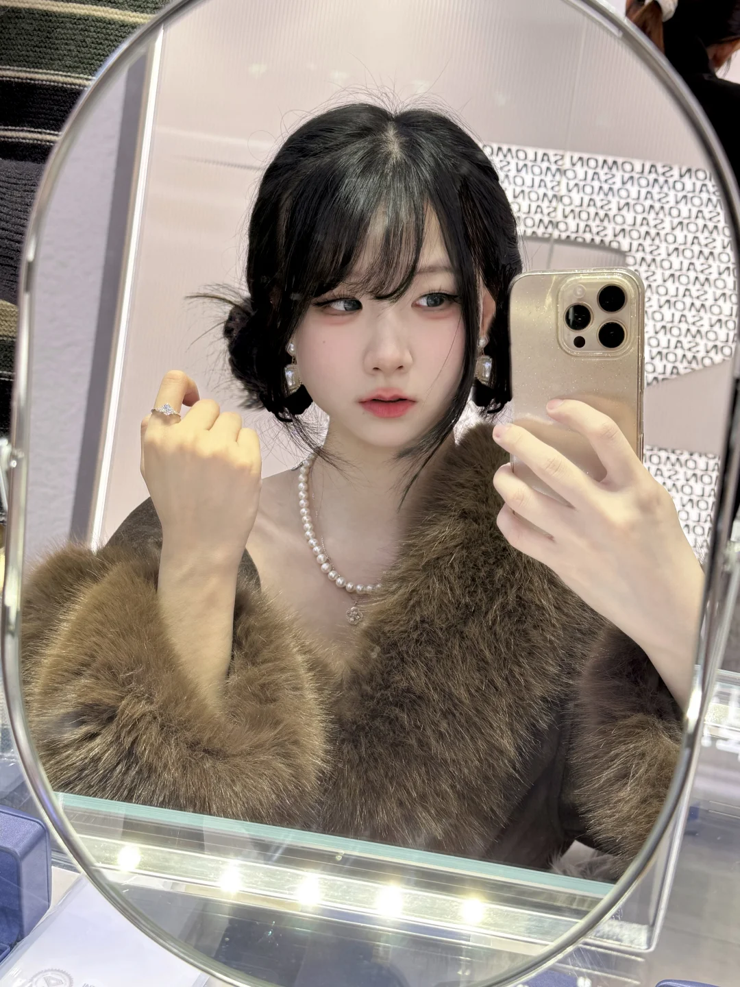 左划帮我选戒指💍