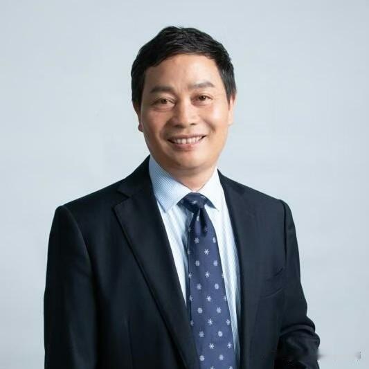 文沙执教五秋抒怀
     刘礼明
 
投身文郡五春秋，
三尺方台情更悠。
笔引