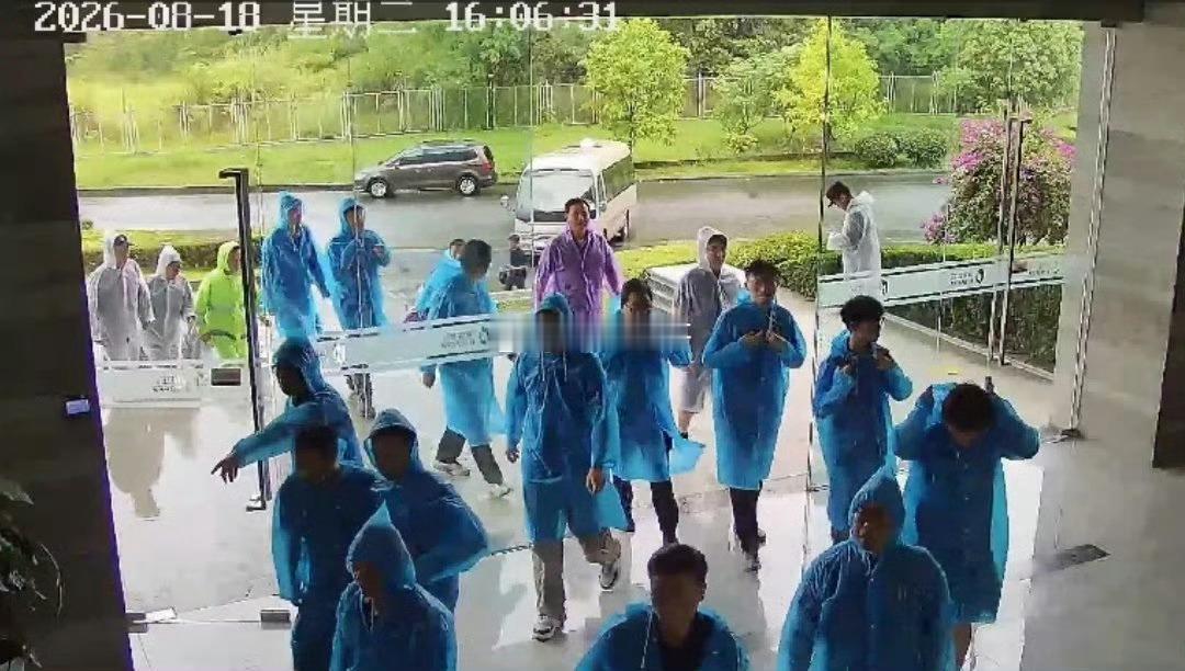 抢公章这事儿就发生在我们的大成都都2026年了，没想到还有这么一出 成都