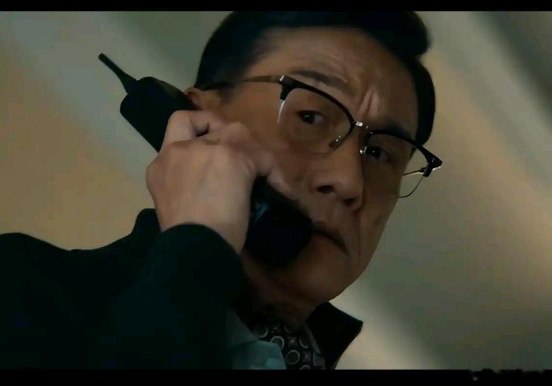 定档到上映只给5天！朱一龙粤语原声演“世纪贼王”，这片子凭什么敢空降暑期档8月1