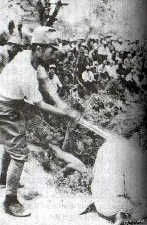 这是日军在南京犯下的滔天大罪，铁证如山，不可抵赖。1937年12月，日军占领南京