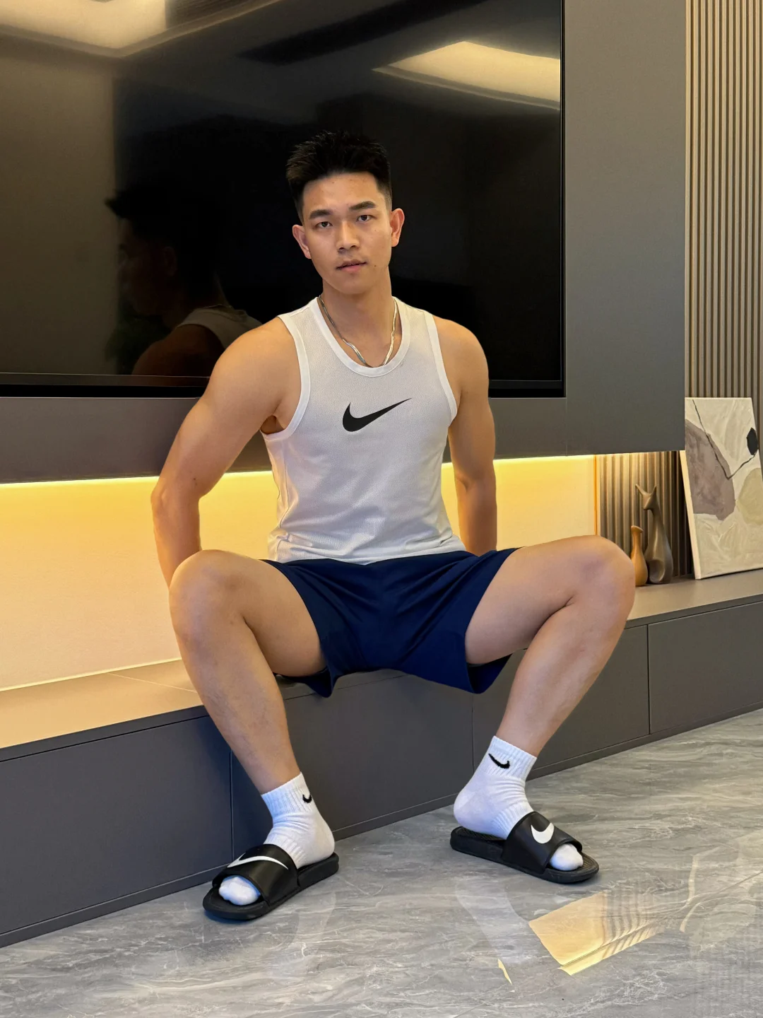 一件穿去跑，一件穿去逛