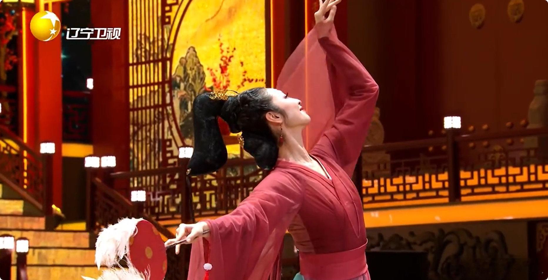 辽宁春晚把洛神赋图搬上了舞台辽宁春晚杀疯了！洛神赋图活过来的瞬间，我鸡皮疙瘩掉一