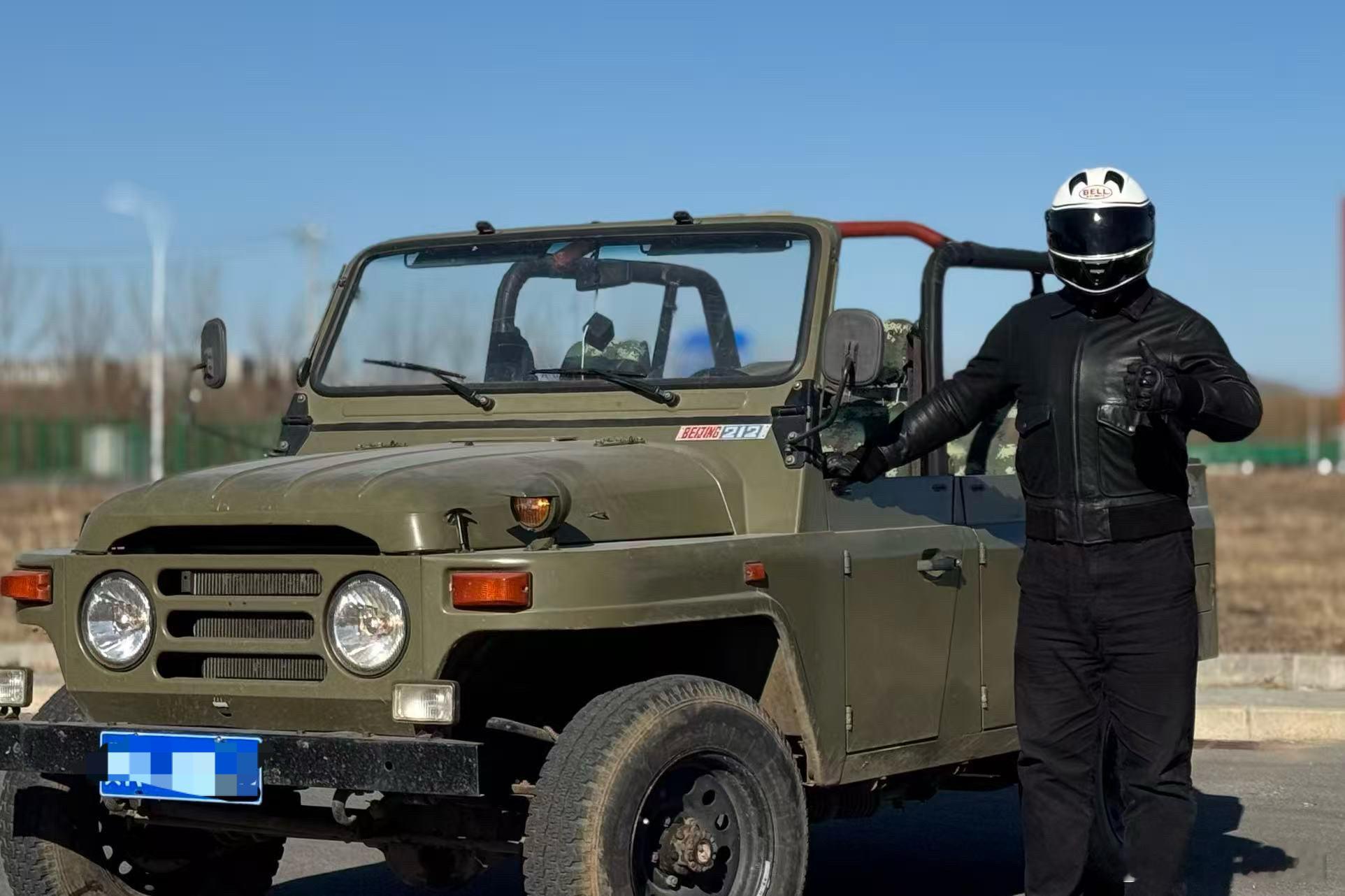 这天儿，我特别希望开个直播，敞篷二蛋山路疾走！名字都想好了，地道京爷夜路苦死！一