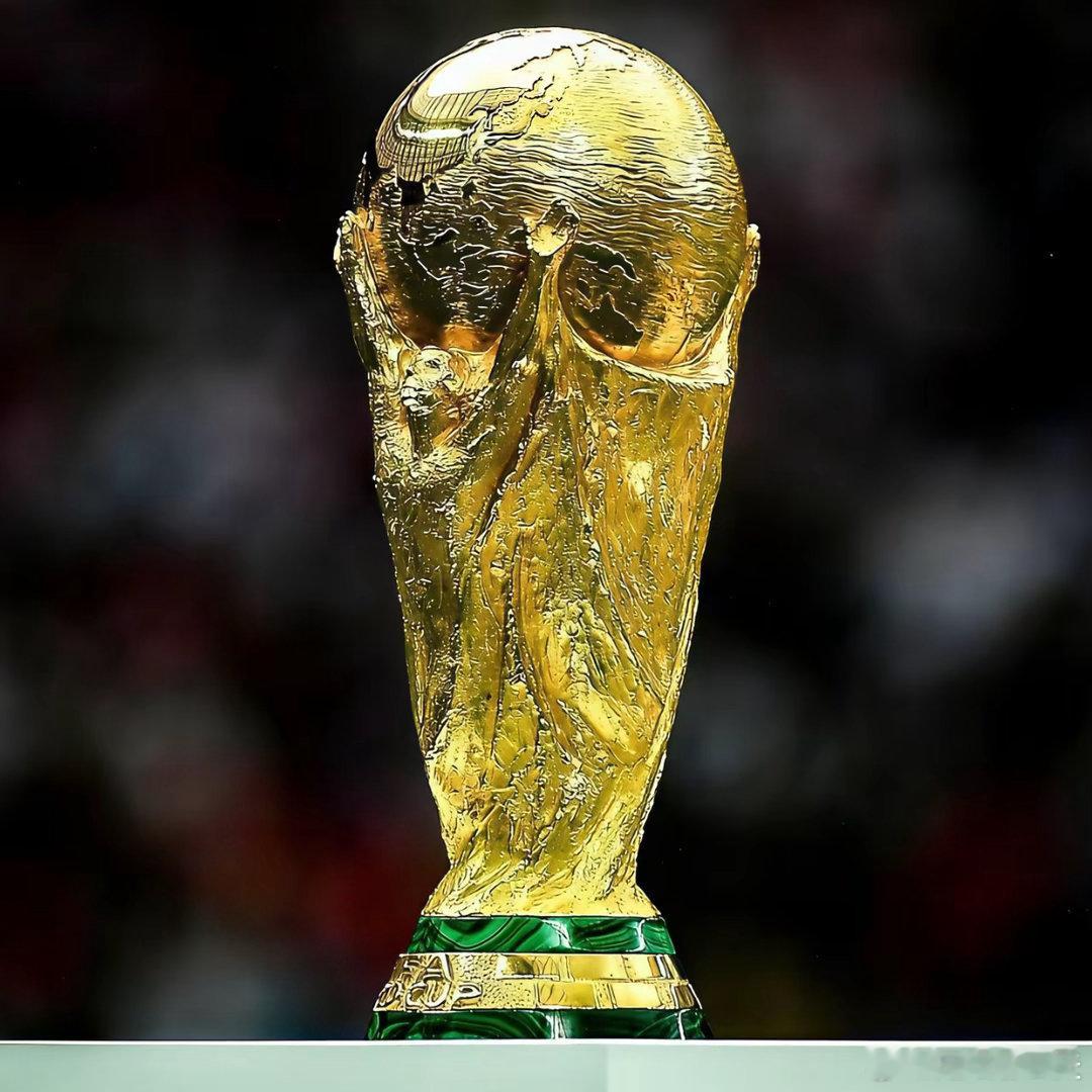 巴萨联赛夺冠，西班牙世界杯称雄，亚马尔或捧金球；利雅得胜利联赛折桂，葡萄牙世界杯