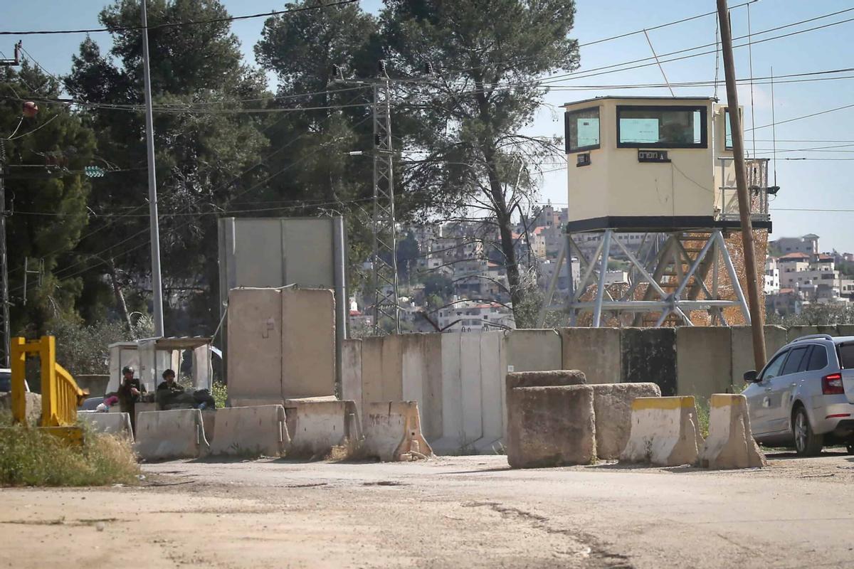 做贼心虚？担心“间谍活动”，以军全面封杀中国汽车


继美英之后，以色列也对中国