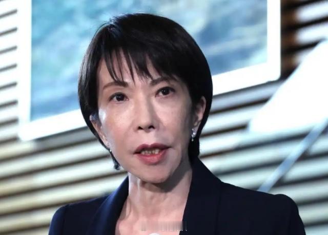 日本这回真乱套了！一场7.7级大地震，直接把高市早苗政府的遮羞布撕得粉碎。右翼散