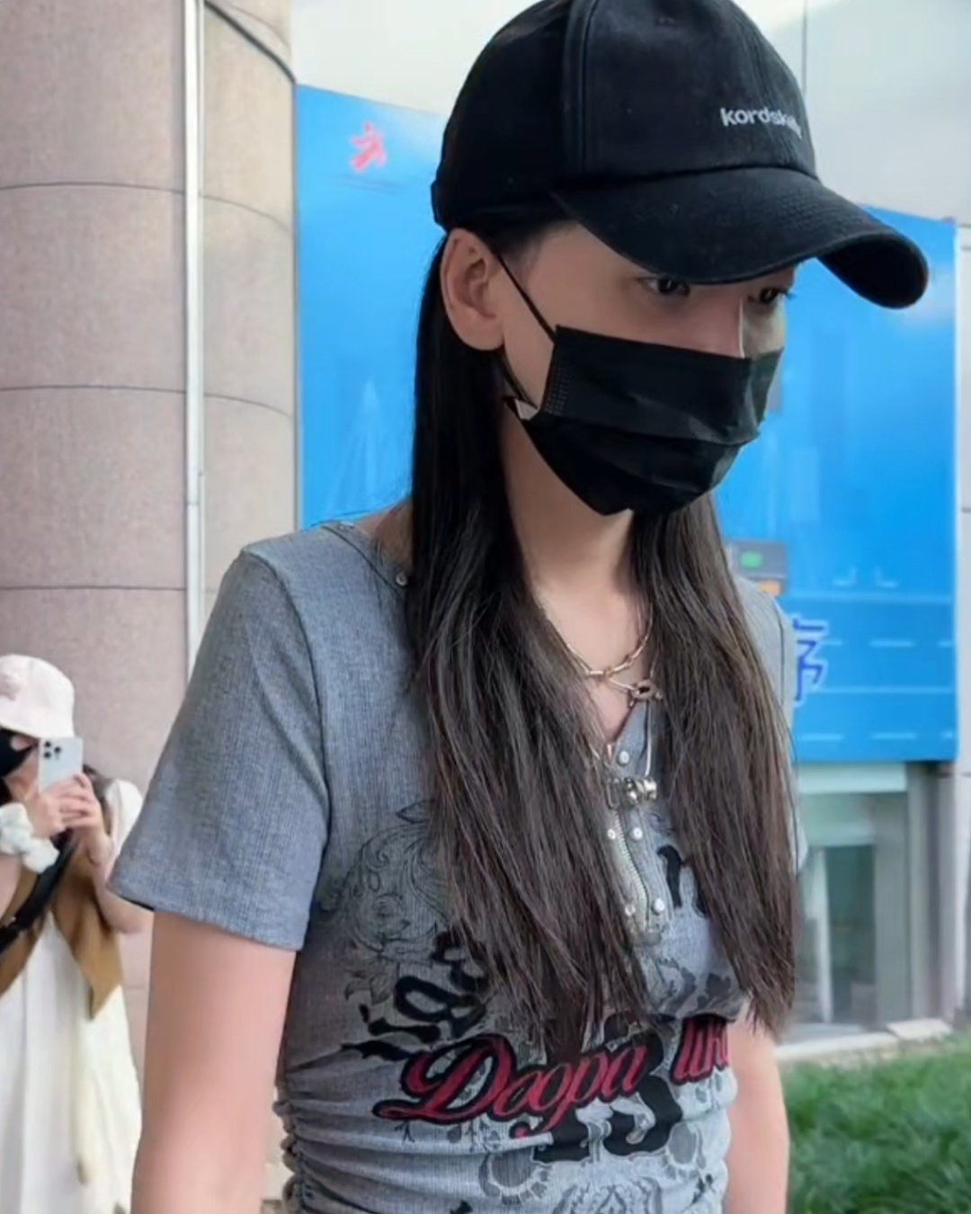 我妈妈瘦的只剩下🐻了[捂嘴哭][捂嘴哭][捂嘴哭] ​​​