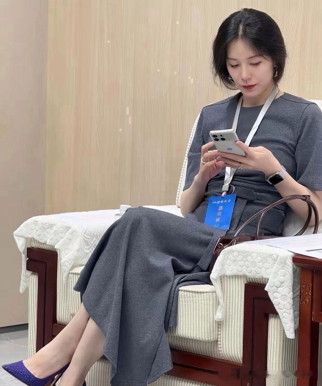 你知道蔚来老板娘王奕芝到底是哪里人吗？
90%的人都只说对了一半！
她爸是福建南