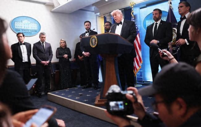 谁能想到美国规格最高、安保拉满的白宫记者晚宴，居然能在眼皮子底下上演惊险枪击大戏