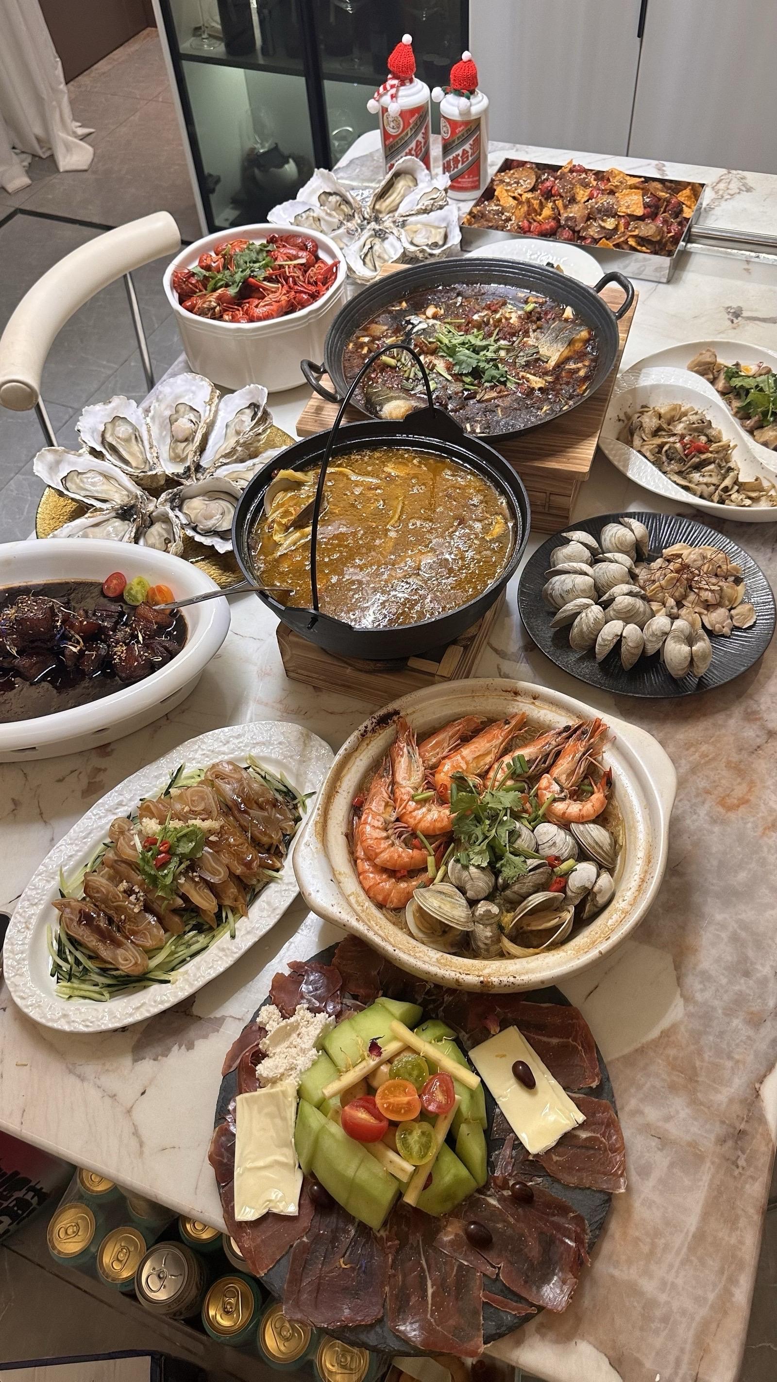 要不我也接点上门做饭？我评论了 的作品： 博主的生活好充实，我做完经常...