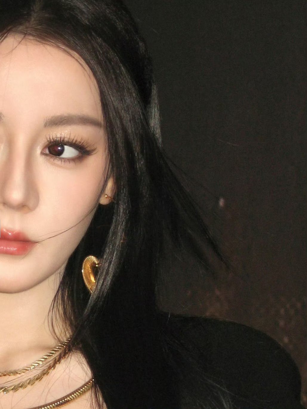 没有不为热巴着迷的义务，迪丽热巴聂九罗抓拍～ 狠狠为姐姐着迷 