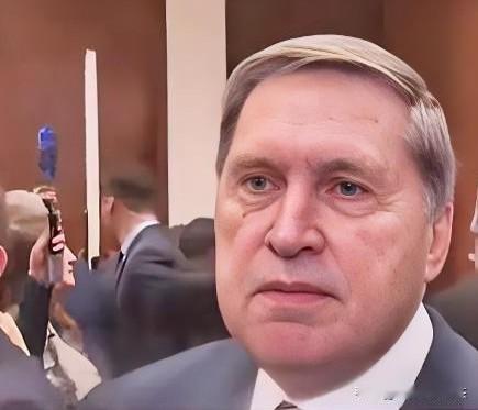 当地时间12月21日，乌沙科夫把话撂这儿了：没提上日程，甚至都没讨论过。

而且