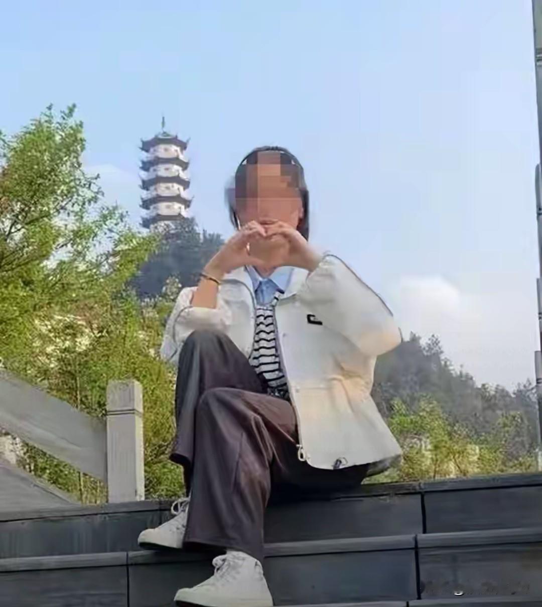 医患纠纷启动行政调解
 
年轻生命猝逝的悲剧内核，直击大众对就医安全、基层诊疗质