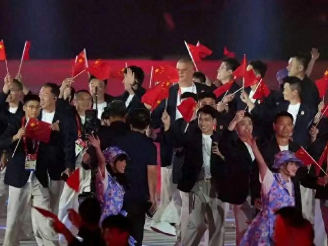 亚运首个金牌日！全天决出31金，中国队向着7连首金发起冲击