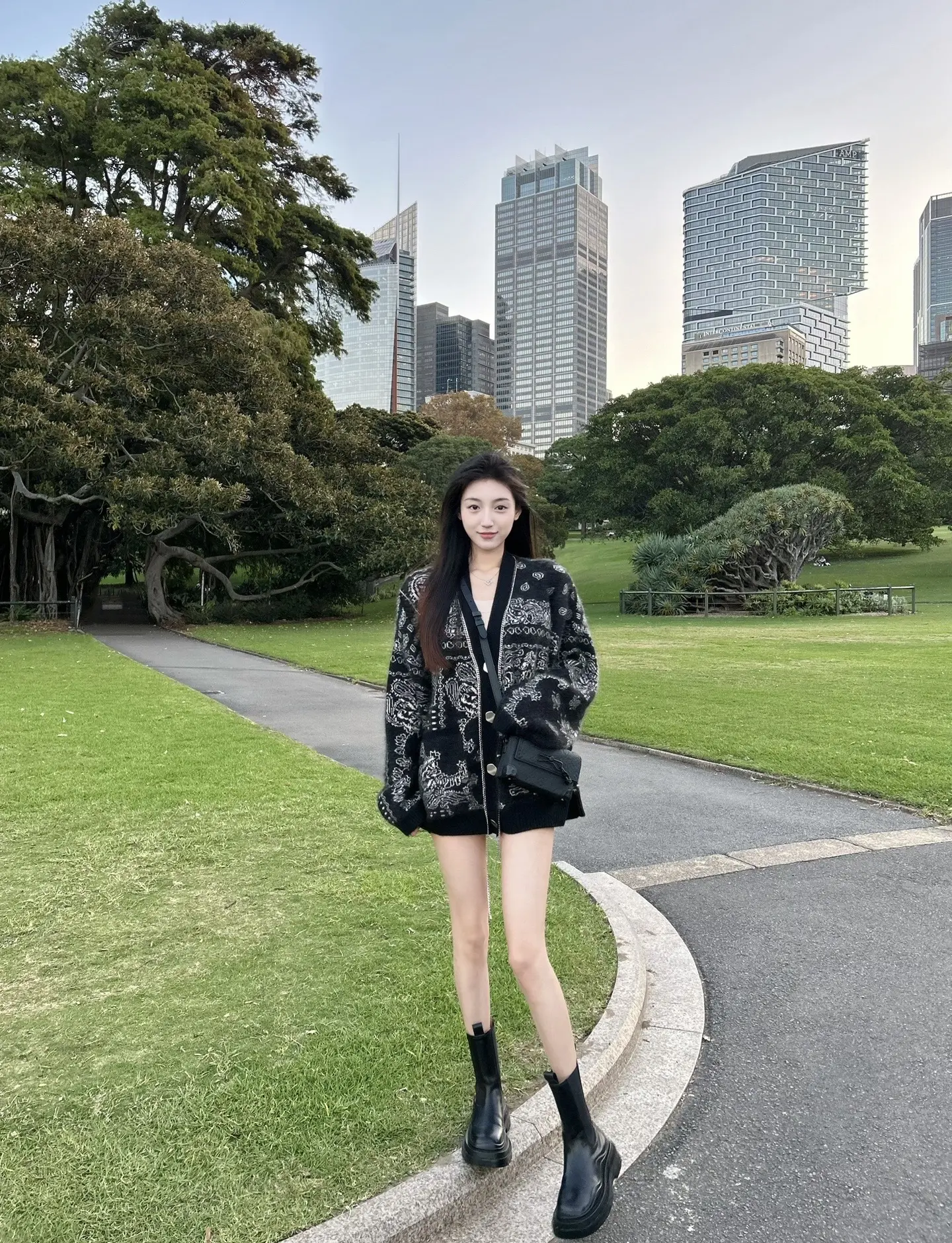 今天和某人去看了日落 又在悉尼度过了幸福的一天