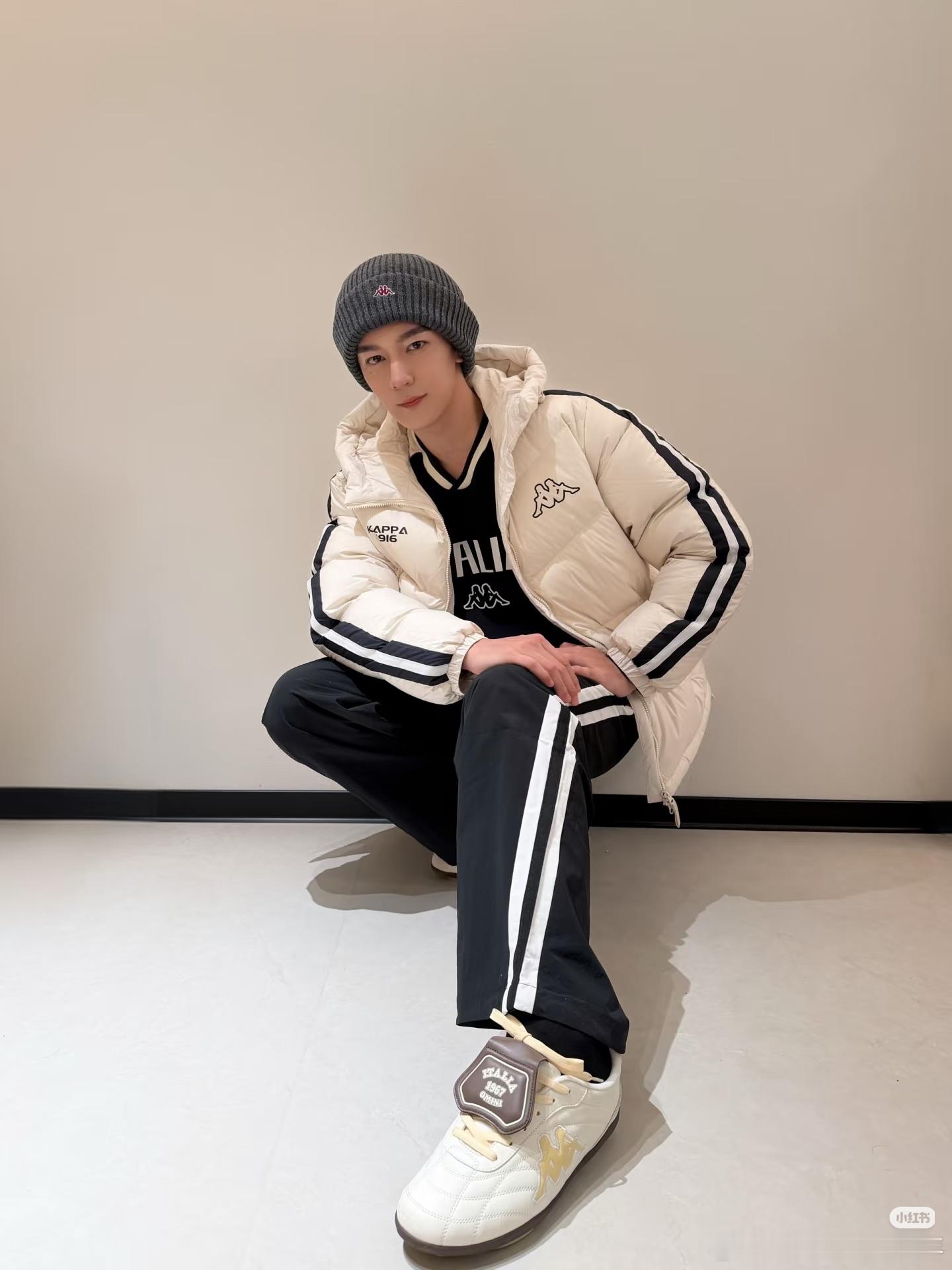 夏之光🍠营业分享冬日OOTD，一身都是 kappa  的光光，Kappa 6号