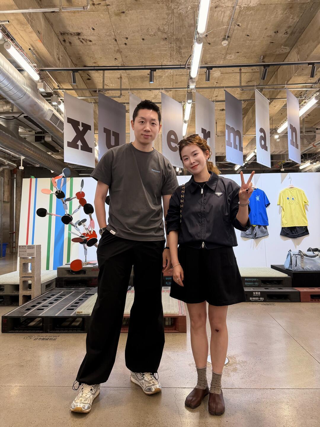 许昕上海球馆为什么能做起来，背后的深层原因
 
同样是奥运冠军创业开球馆，有人昙