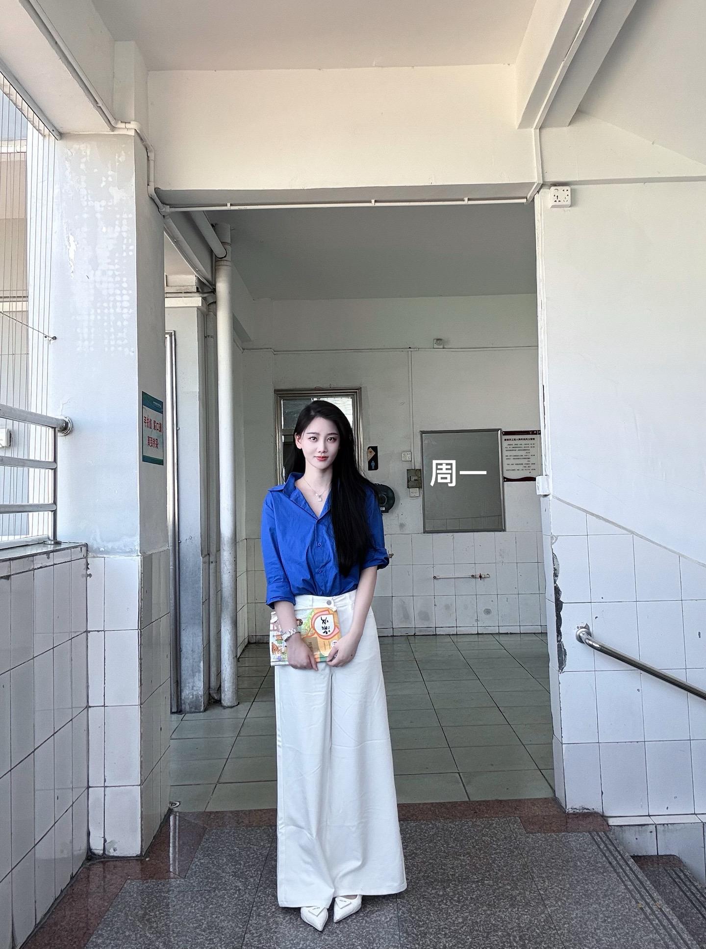 本周穿搭。