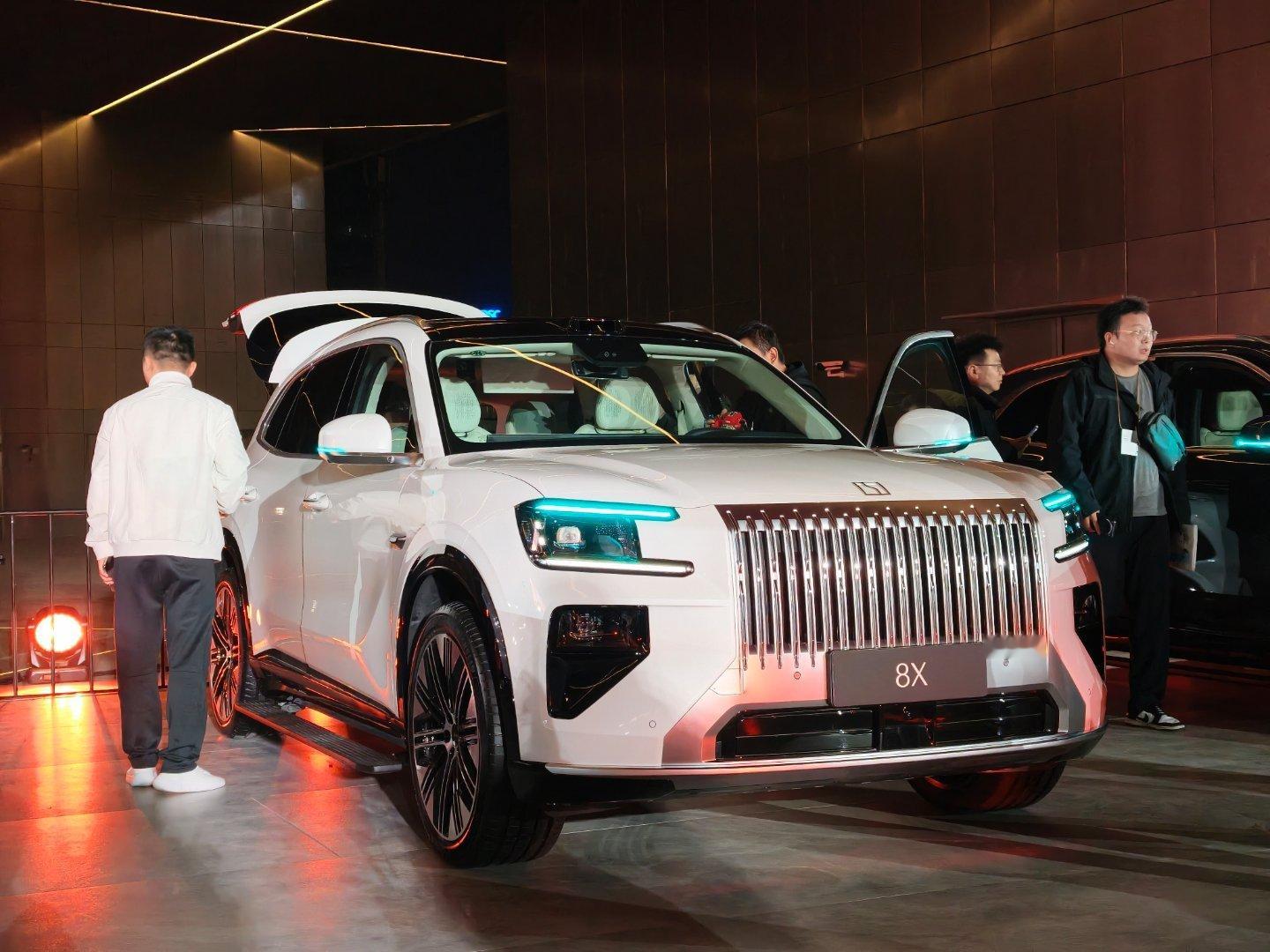 极氪8X 今晚看看新「公路之王」极氪8X