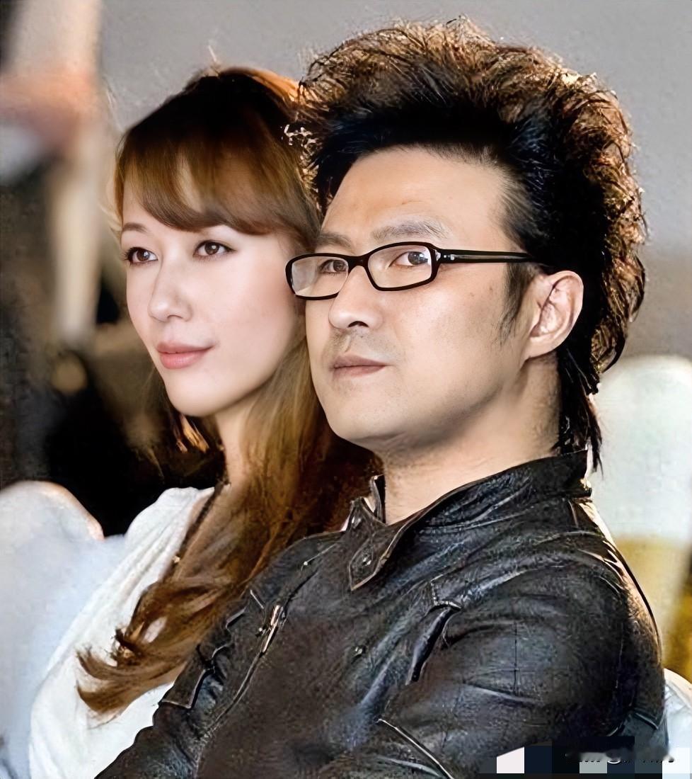 汪峰的前妻里

最厉害的不是章子怡，而是全身而退的康作如！

作为一位圈外人，成