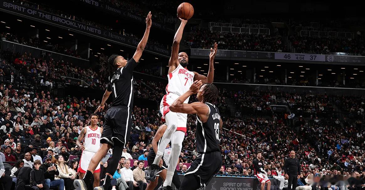 阿门-汤普森23分杜兰特22+11 火箭轻取篮网四连胜北京时间1月2日，休斯顿火