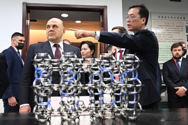 俄总理米舒斯京访华行程备受瞩目，此次访问意义重大。近年来中俄贸易虽有波折，202