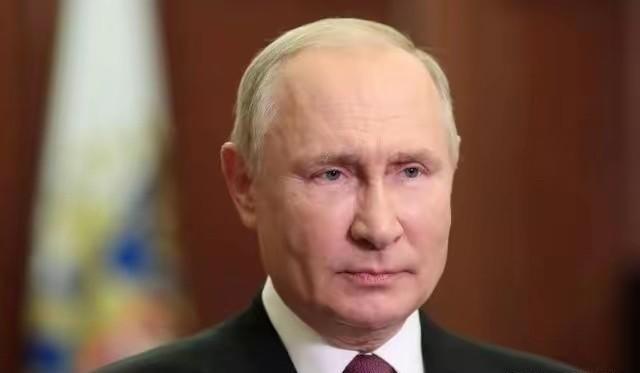 中国为啥还不收复台湾？其实早在2021年，普京的一句话，就让很多中国人茅塞顿开，