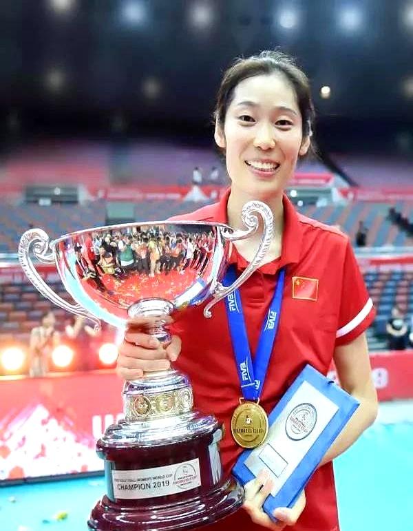 朱婷的人气无人能敌，连云南女排的球员都变成了她的超级粉丝。
 

全运会后，云南