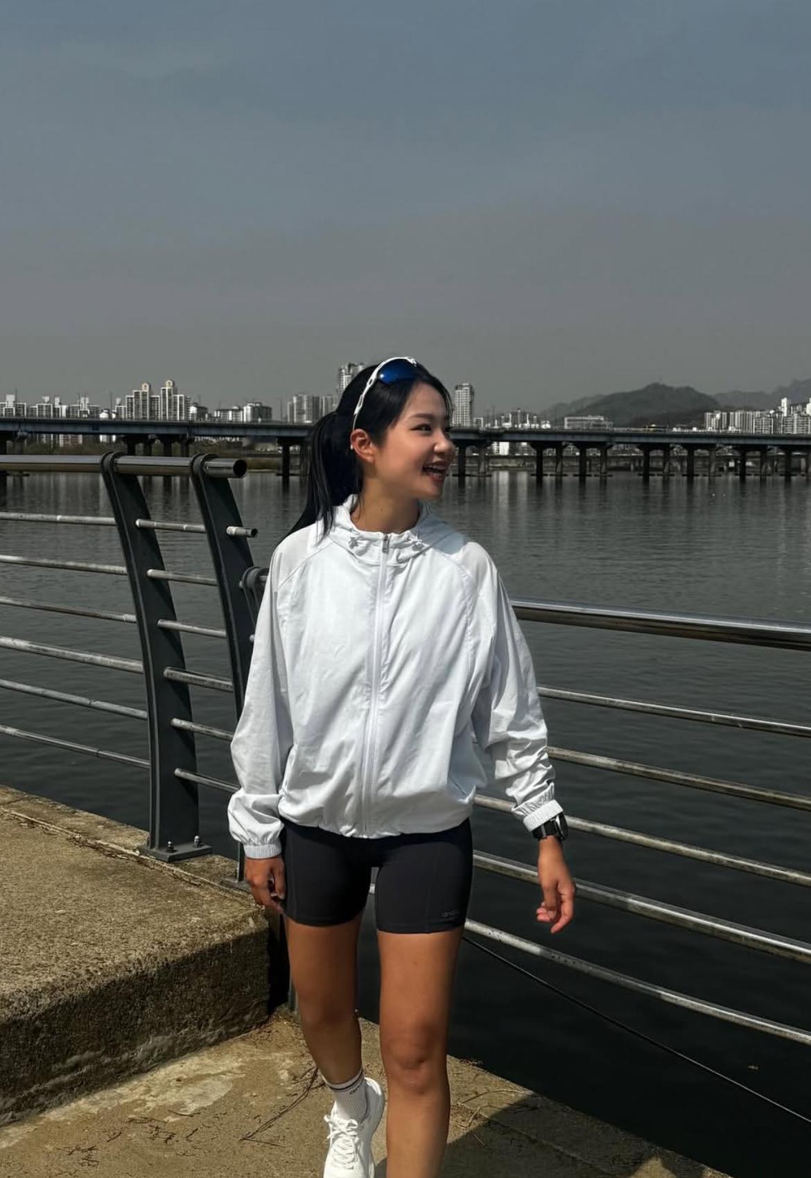 其等风来，不如跑起来追风 —— 汗水蒸发的瞬间，带走的不只是热量，还有困在原地的